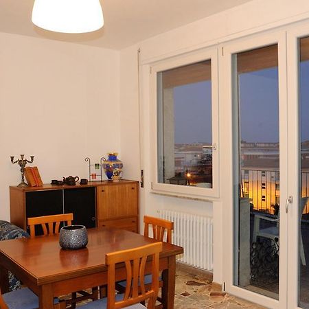 Summer And Winter Apartment Pescara Room photo