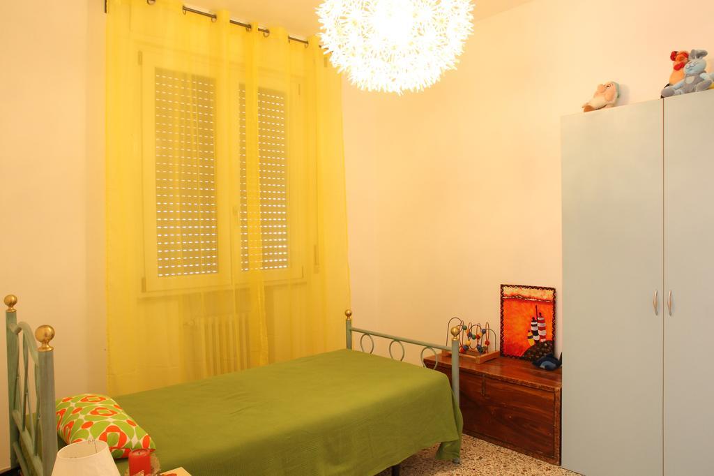 Summer And Winter Apartment Pescara Room photo